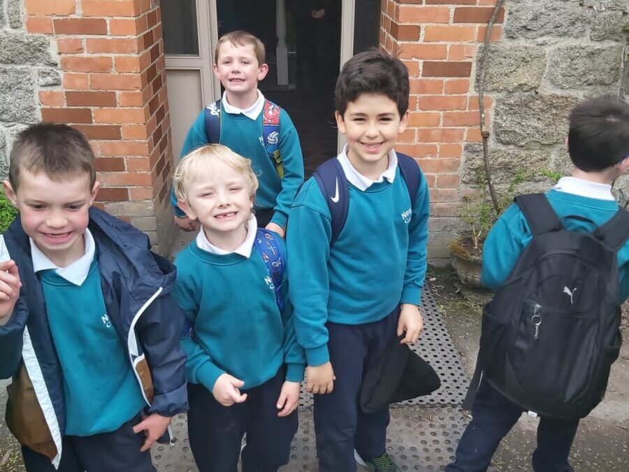 First class school tour to Bunratty Castle